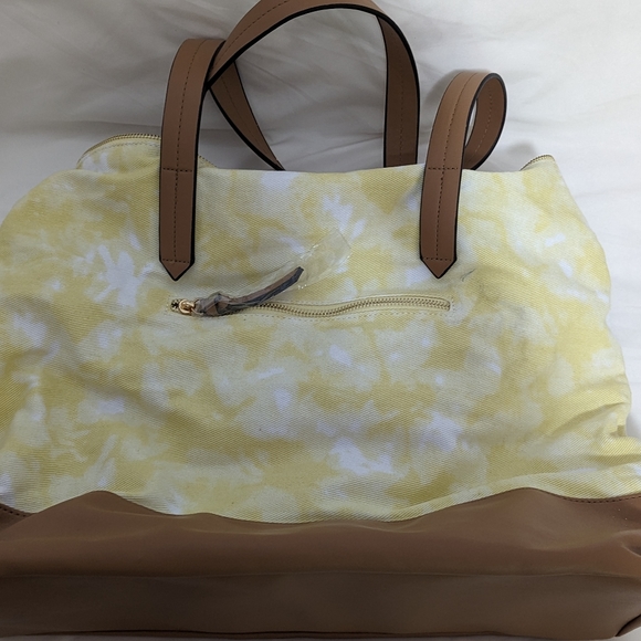 Gramercy and Grand Vegan Leather and Canvas Weekender Vacay Bag Brown and Yellow - Picture 4 of 8